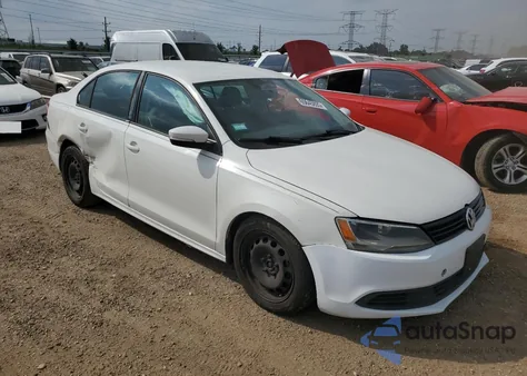 2012 Volkswagen Jetta Se z USA, uszkodzony, nr VIN 3VWDX7AJ4CM350274